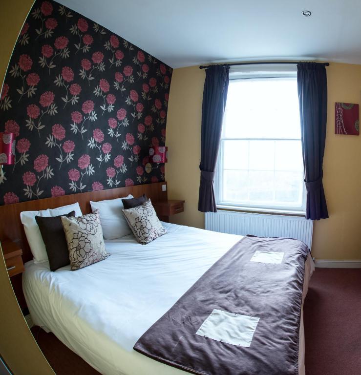 Thomas James Hotel Leamington Spa Rum bild